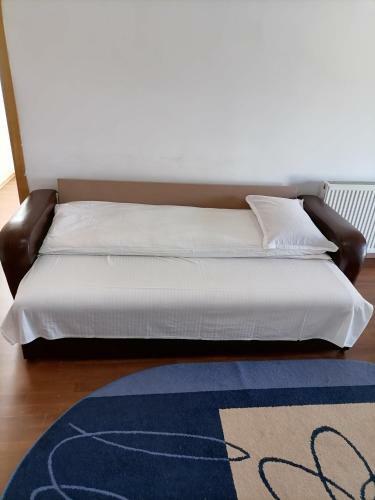 Sagului Shopping City Apartment
