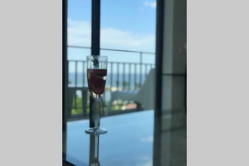 Apartamento Donna Alba Seaview Penthouse, Casa Ta de Pe Plaj?