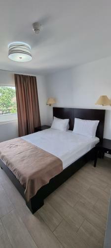 Hostal Ery Ville Neptun