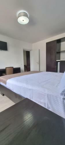 Hostal Ery Ville Neptun