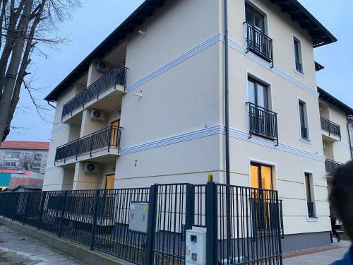 Glam Apartments Lipatti