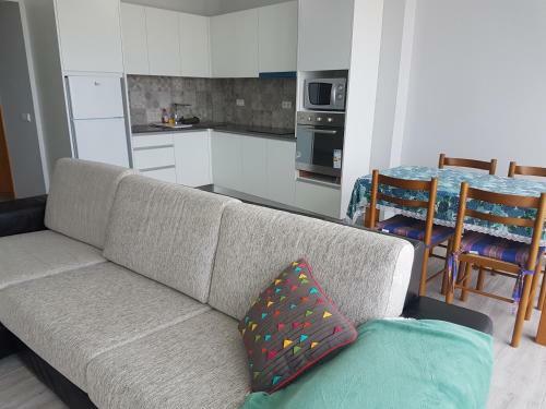 Amazing And Comfortable House With View To The Sea