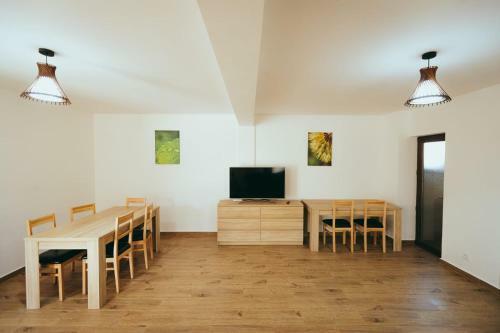 Hostal Pensiunea Bianca
