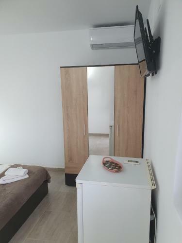 Hostal Gms House Costinesti