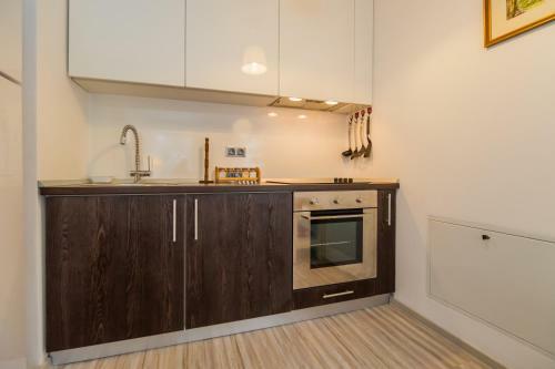 Apartamento Charming 2-bedroom, Silver Mountain, A Building