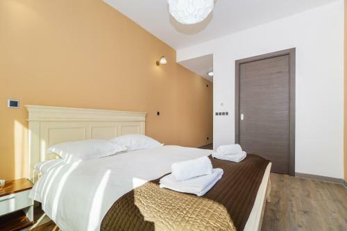 Sunny Apartment In Silver Mountain