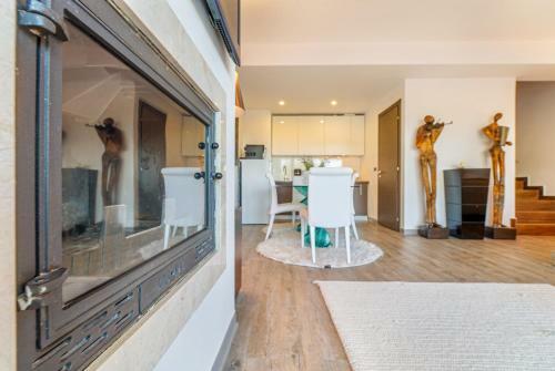 Stylish Mountain Loft Apartment In Poiana Brasov