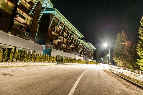 Stylish Mountain Loft Apartment In Poiana Brasov
