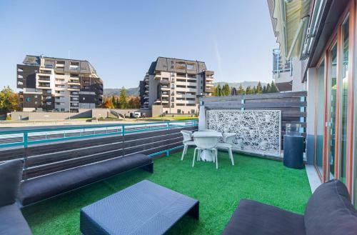 Stylish Mountain Loft Apartment In Poiana Brasov