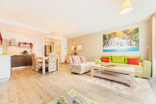 Fabulous Views Silver Mountain 3 Rooms Apartment