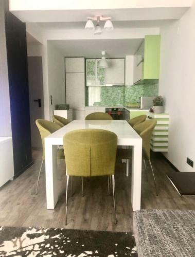 Apartamentul Verde