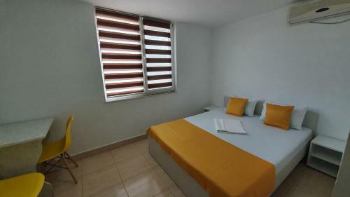 Hostal Vila Yza