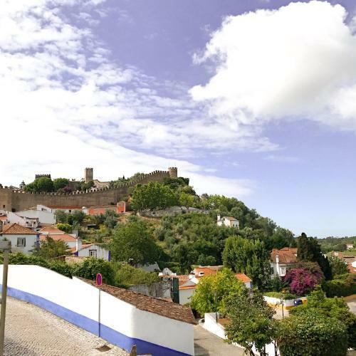 Charming �bidos Townhouse