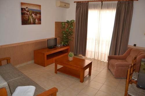 Apartamento - 2 A 4 Pessoas- Piscina