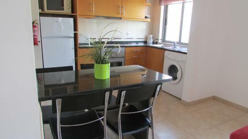 Apartamento - 2 A 4 Pessoas- Piscina