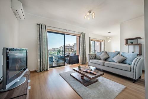 Sunset Home Olh�o- Modern 3 Bed Luxury Apartment With Rooftop Pool