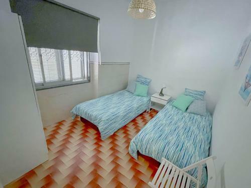 Moradia Central Olh�o - T2 P�tio Amplo