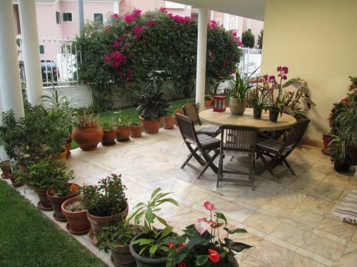 Villa Go Pt - Private Challet With Swimming Pool And Garden