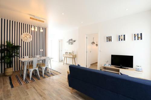 Sea & Sun Apartment II