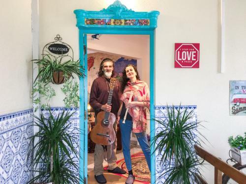 Hostal Paz & Amor Guest House - Peace & Love
