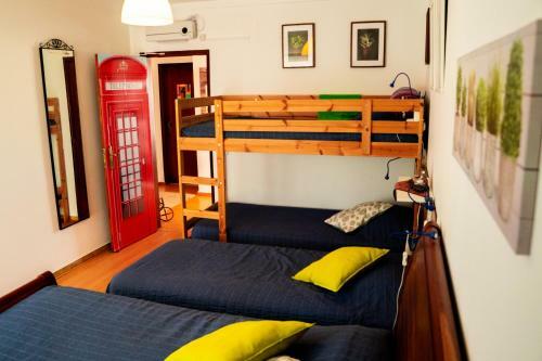 Hostal Paz & Amor Guest House - Peace & Love