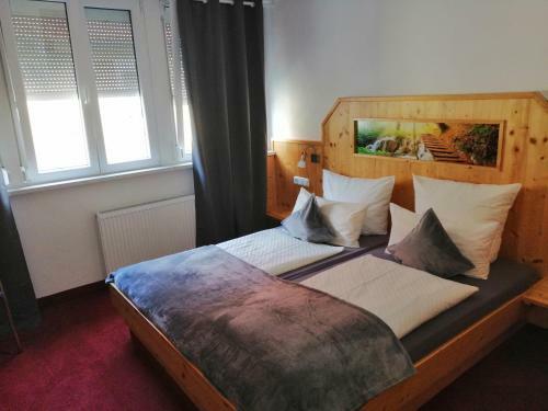 Hostal Gasthof-pension Wilder Mann