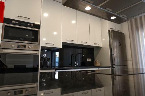 Villa Moderna V4 Nazar� C/ Piscina Privativa