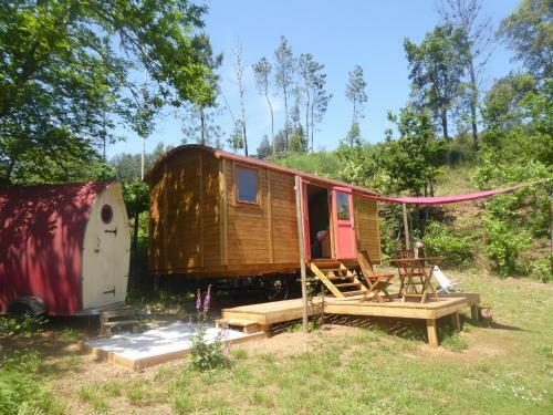 Gypsy Caravan - Shepherds Hut, Off Grid, River Views