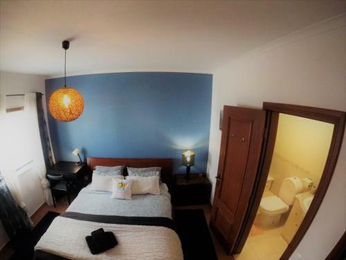 Hostal Peniche Surf Lodge 2