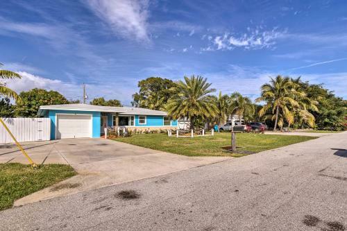 Boynton Beach Retreat With Yard, 2 Mi To Water!