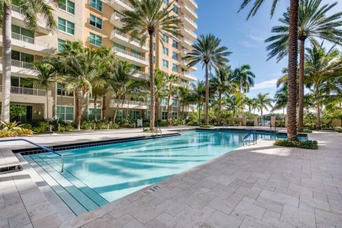 A Slice Of Heaven At Mariner Village