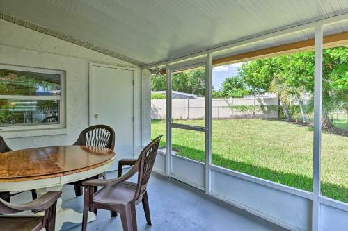 Sunshine State Cottage About 9 Miles To Beaches!