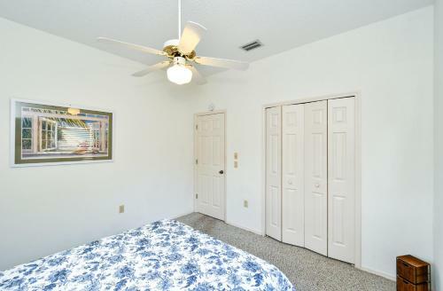 Private, Peaceful, Lakeside, Fully-fenced Yard