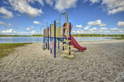 Crescent City Apartment With Easy Lake Access!