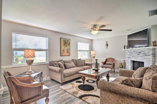 Contemporary Clearwater Home With Private Pool!