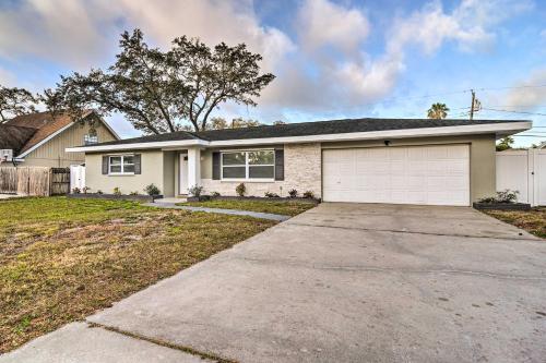 Lovely Clearwater Home With Screened Lanai!