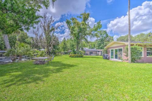 Waterfront Home With Kayaks Boat, Fish And Hike!