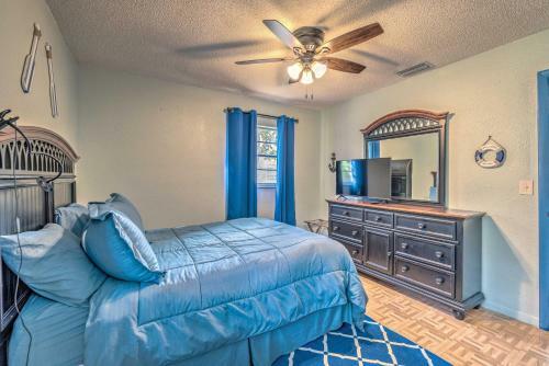 Crystal River Retreat With Hot Tub And Gazebo!