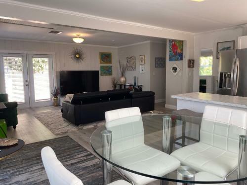 Your Beach Home In Sunny Delray, Near Atlantic Ave