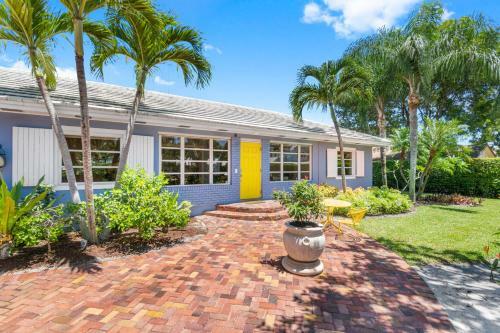 Spanish Style- Heated Saltwater Pool/grill, Min To Beach & Atlantic