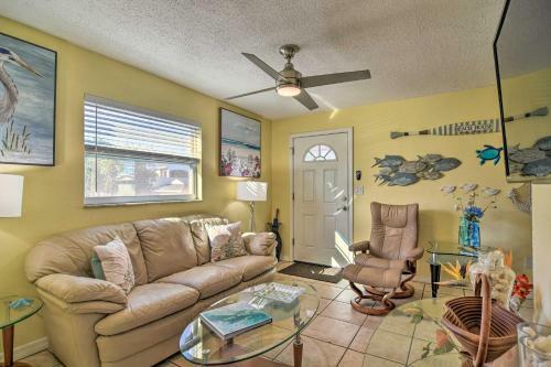 Comfy Dunedin Escape 1 Block To Main Street!