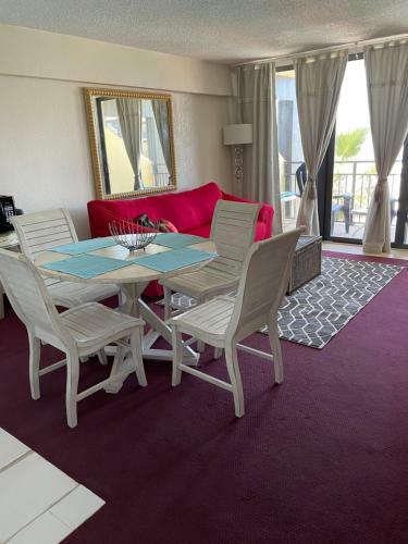Apartamento Ocean Front Hawaiian Inn Resort