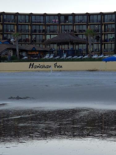 Hotel Hawaiian Inn Resort