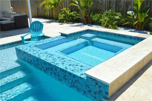 Villa Deerfield-private Resort Style Home Mins To The Beach