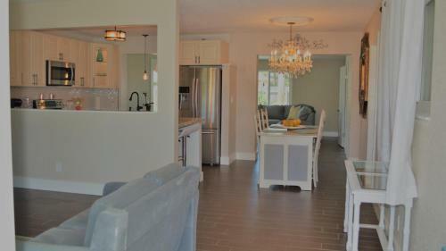 Villa Deerfield-private Resort Style Home Mins To The Beach