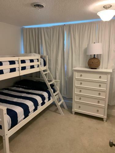 Villa Deerfield-private Resort Style Home Mins To The Beach