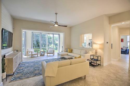 Chic Estero Townhome With Pool And Hot Tub Access