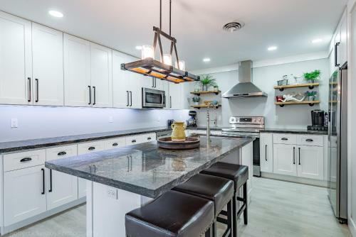 Sandy Feet Retreat-3bed 2bath Home With Heated Private Pool