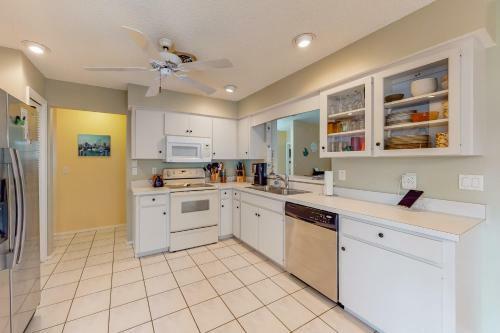 Lemon Bay Retreat