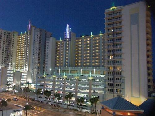 Apartamento Updated Ocean Walk Resort 3 Br -1004